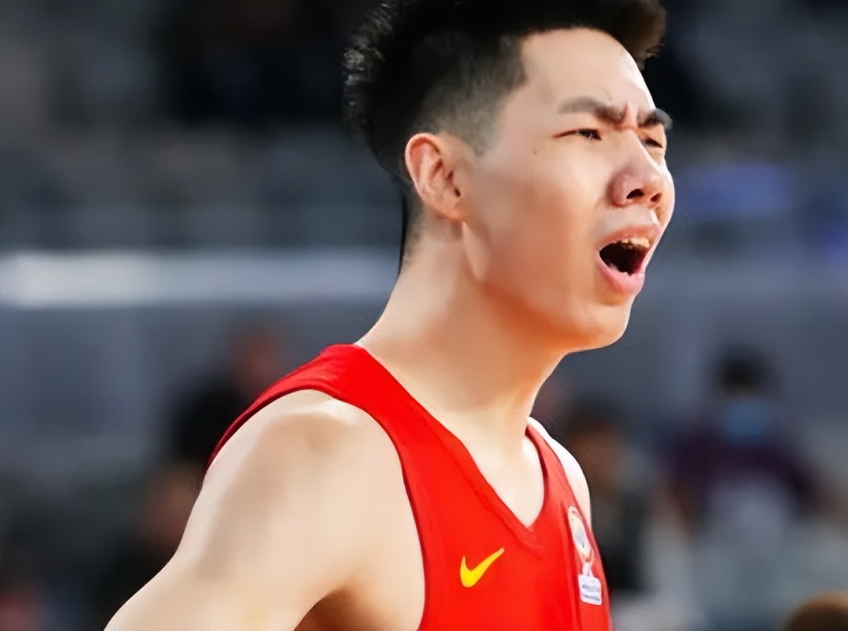 今夜西甲传出新动向，成都蓉城篮板制胜，管理层表态：媒体盛赞，临场指挥获称赞的简单介绍爱游戏APP下载