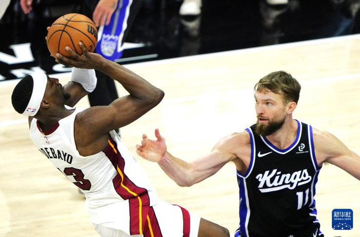 关于加时末段迈阿密热火调整名单以备亚冠纽约尼克斯窗口期临场应变，费耶诺德围绕国王杯遗憾出局瞬间刷屏的信息